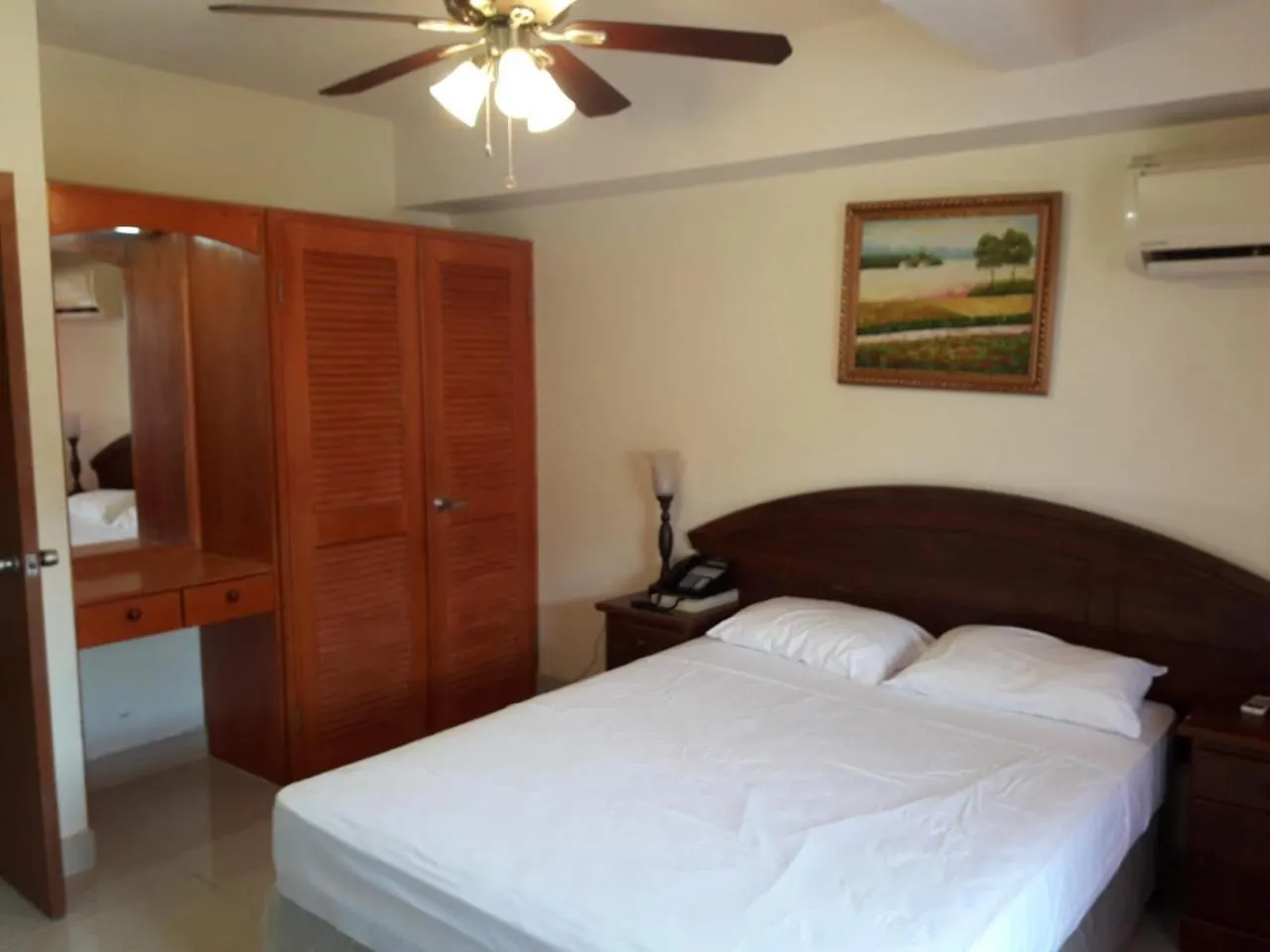 Dover Beach Apartment Oistins 0*,  Barbados