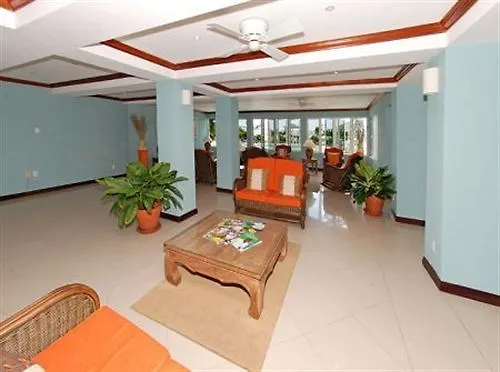 Dover Beach Apartment Oistins 0*,
